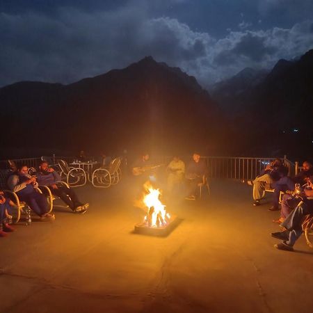 Hunza Lounge Hotell Karimabad  Eksteriør bilde