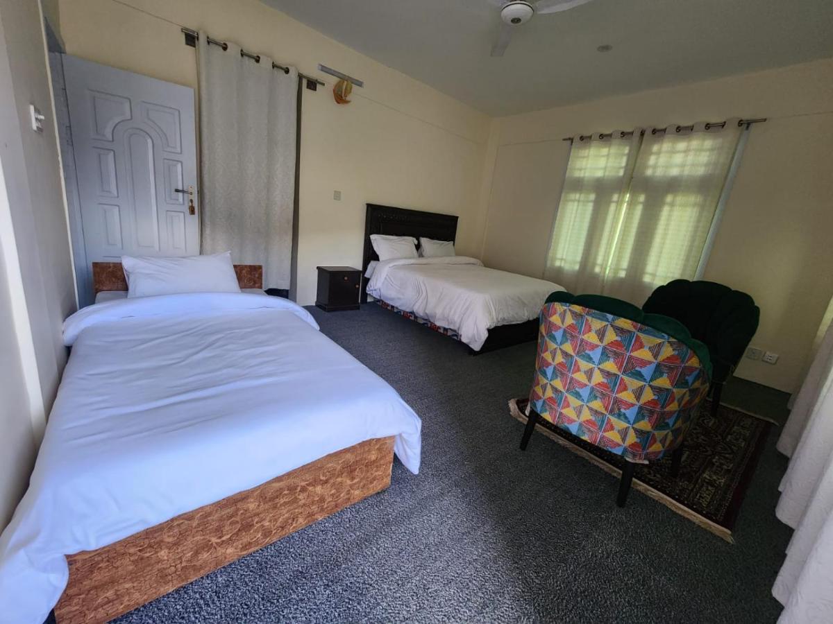Hunza Lounge Hotell Karimabad  Eksteriør bilde