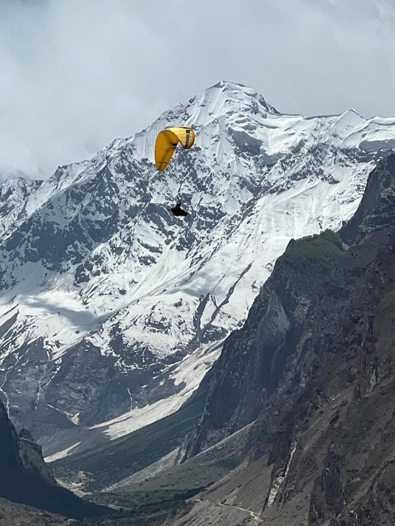 Hunza Lounge Hotell Karimabad  Eksteriør bilde